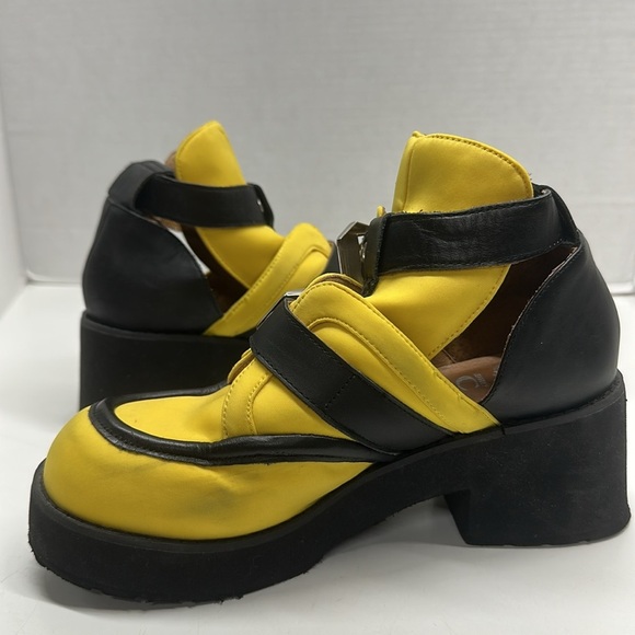 Jeffrey Campbell Coltrane Boots Heeled Leather Neoprene Yellow Black Women's 5.5 - Picture 5 of 9